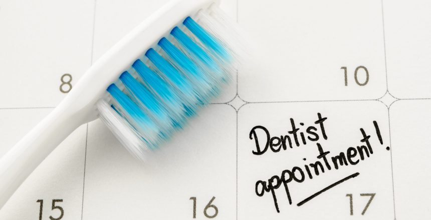 Reminder,"dentist,Appointment",In,Calendar,With,Toothbrush.